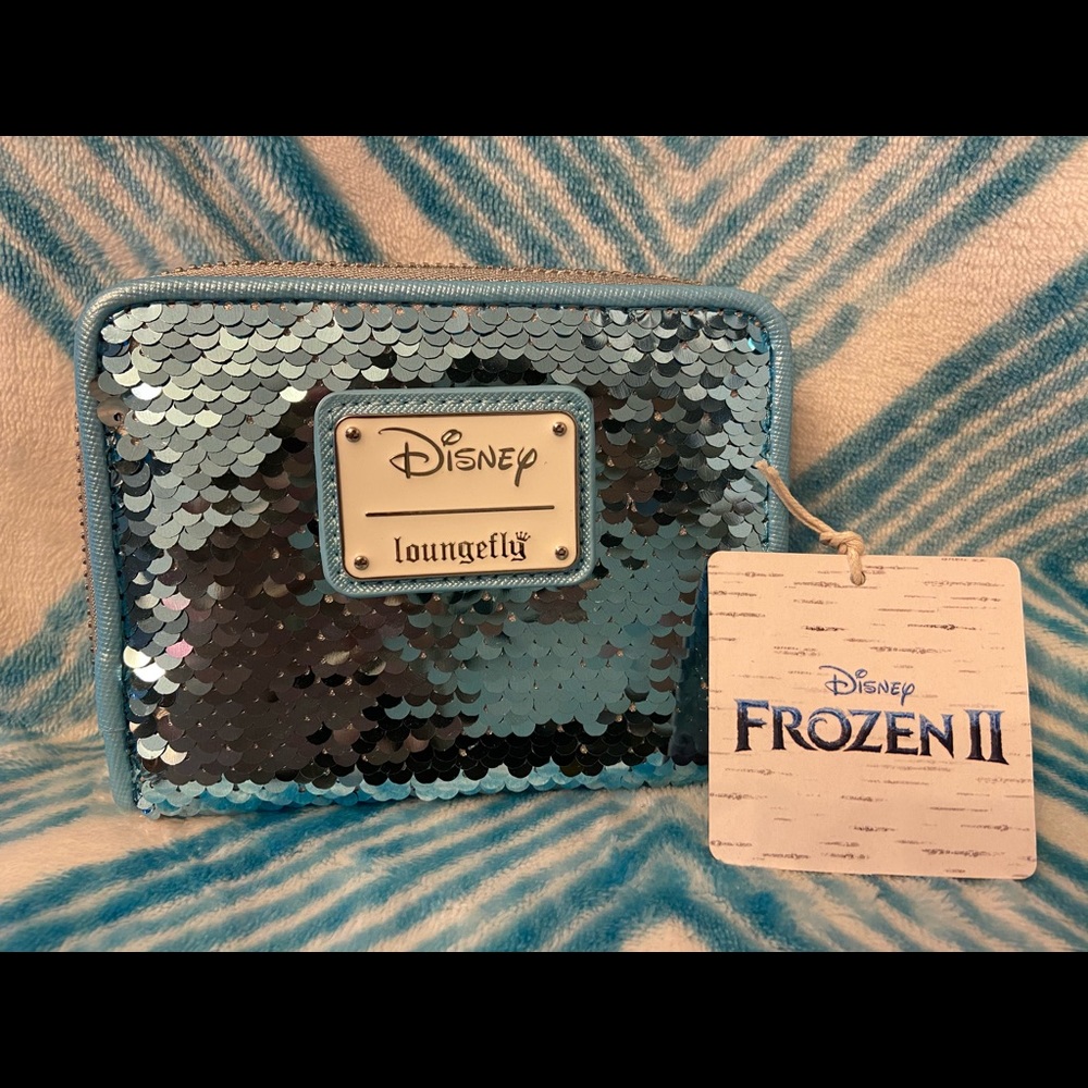 LOUNGEFLY DISNEY FROZEN ELSA SEQUIN ZIP WALLET - Picture 4 of 5